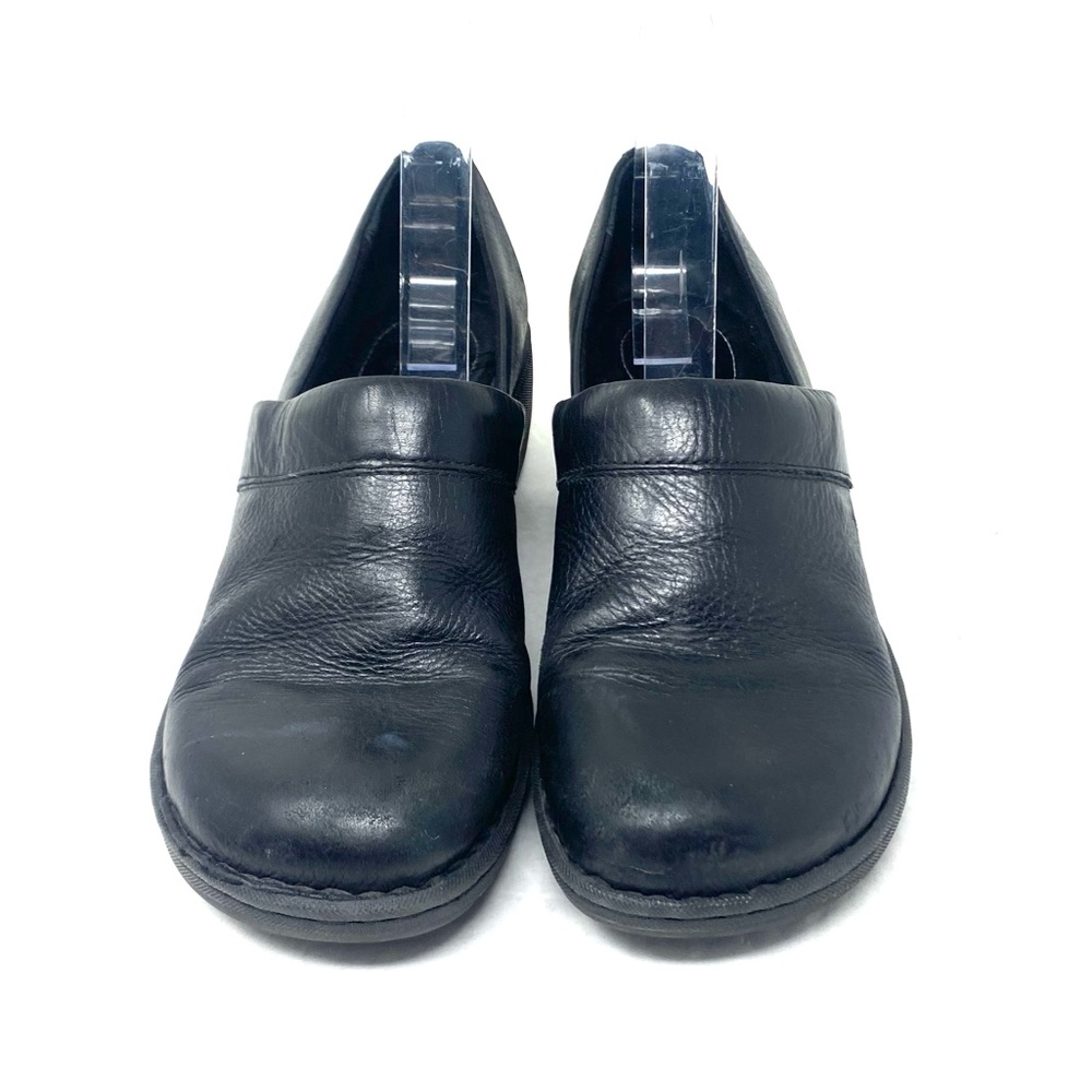 Born Clogs - Picture 2 of 8